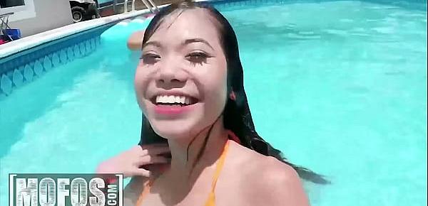  Rough Poolside Pussy Pounding For Innocent (Vina Sky) Who Likes Big Guys With Massive Cocks - Mofos